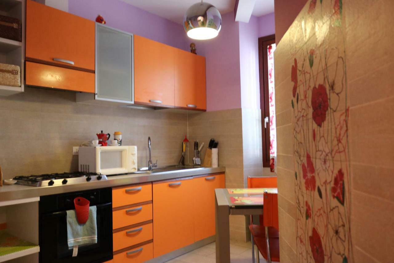 Ortignano Raggiolo B&B La Casa D'Artista المظهر الخارجي الصورة