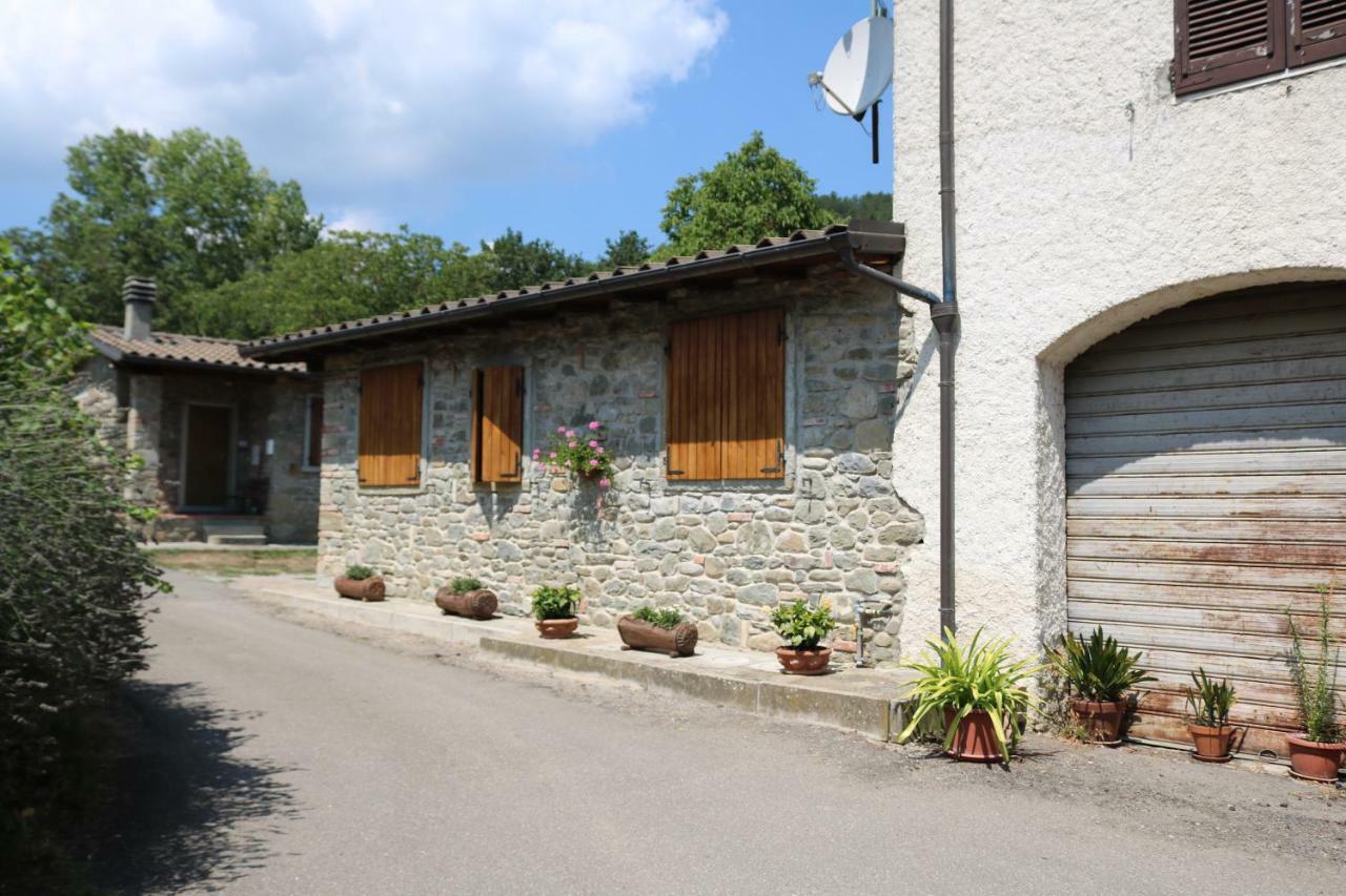 Ortignano Raggiolo B&B La Casa D'Artista المظهر الخارجي الصورة