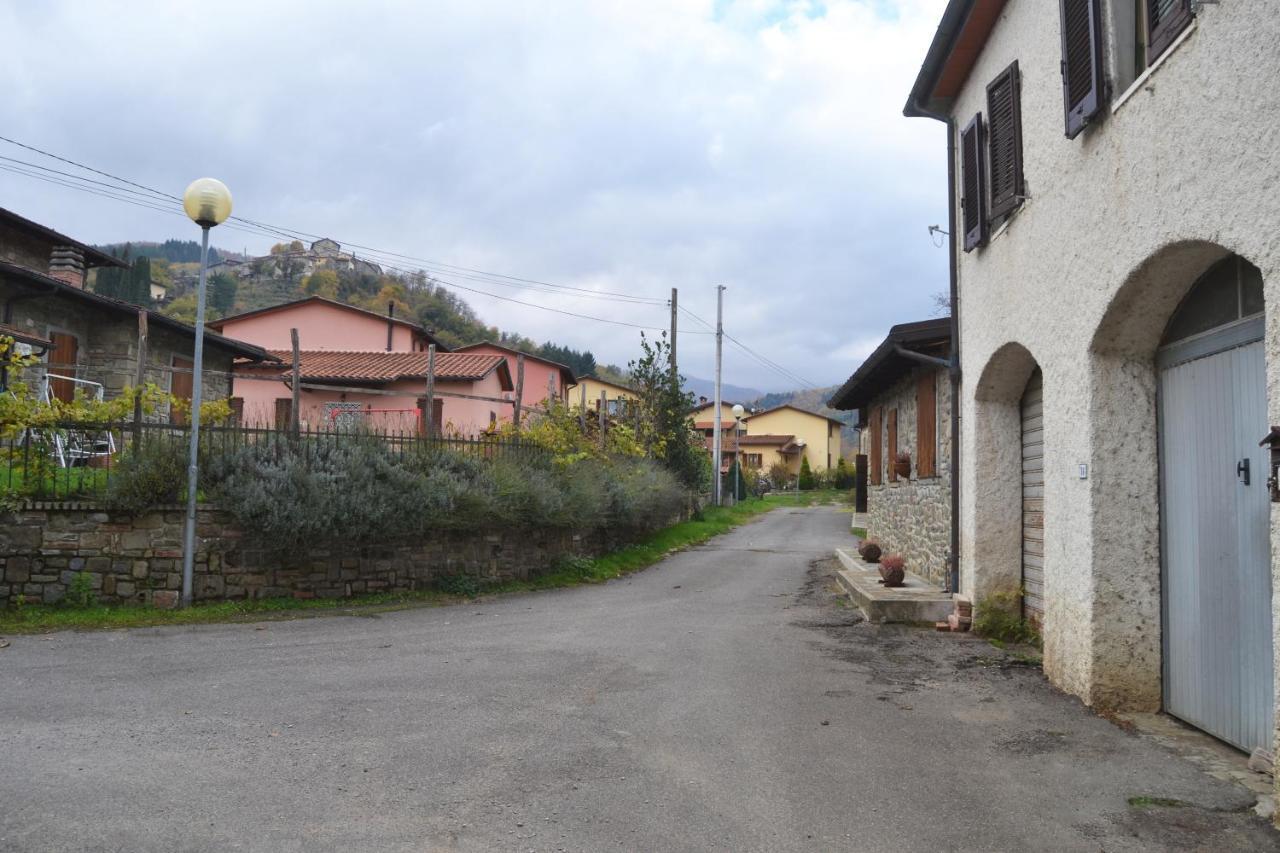 Ortignano Raggiolo B&B La Casa D'Artista المظهر الخارجي الصورة